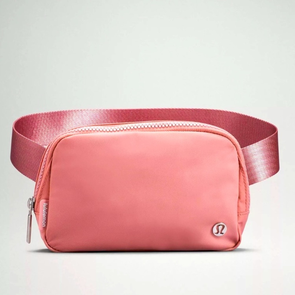 Lululemon New WTH tag